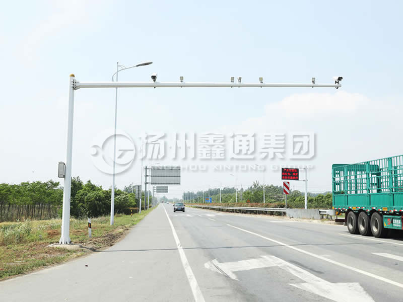 DJG-002，電子警察桿，闖紅燈抓拍桿