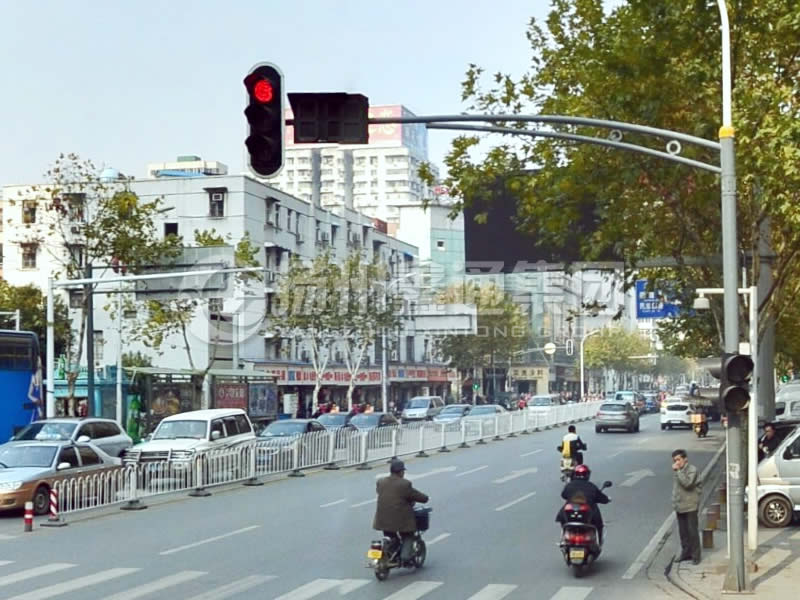 XHDG-015，A字臂信號(hào)燈桿