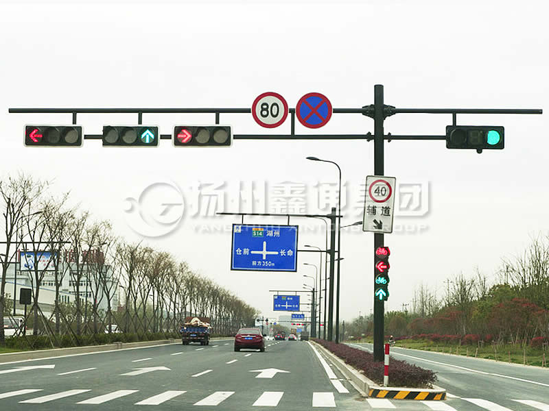 XHDG-056，F(xiàn)型雙臂信號燈桿，杭州信號燈桿